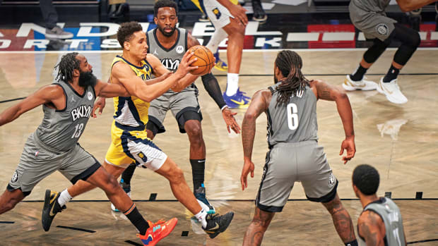 CHANGE OF PACE
A third wheel with the Bucks, Brogdon runs the show in Indiana, leading the team in scoring while keeping an undermanned squad in playoff contention.
